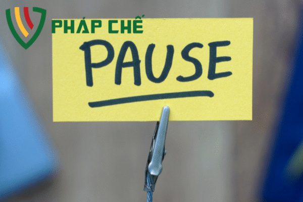 công ty tạm ngưng có đóng thuế môn bài không
