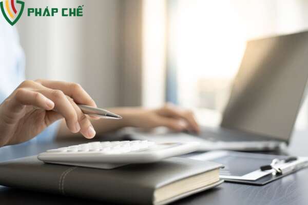 Phân biệt hai khái niệm giải thể và phá sản 
