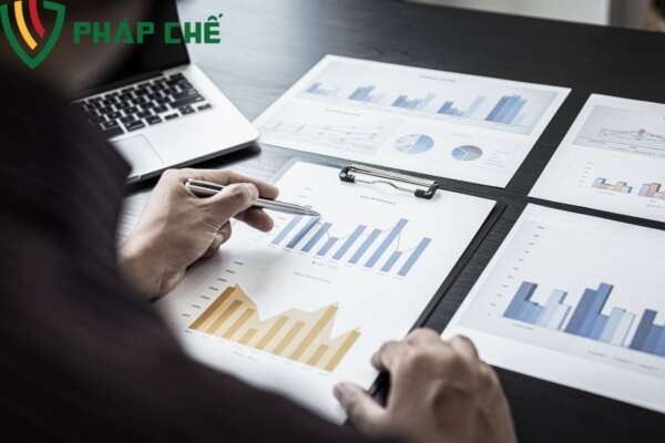 Quyết định giải thể chi nhánh công ty cổ phần mới nhất có hướng dẫn   6 Những rủi ro khi tự soạn mẫu quyết định giải thể